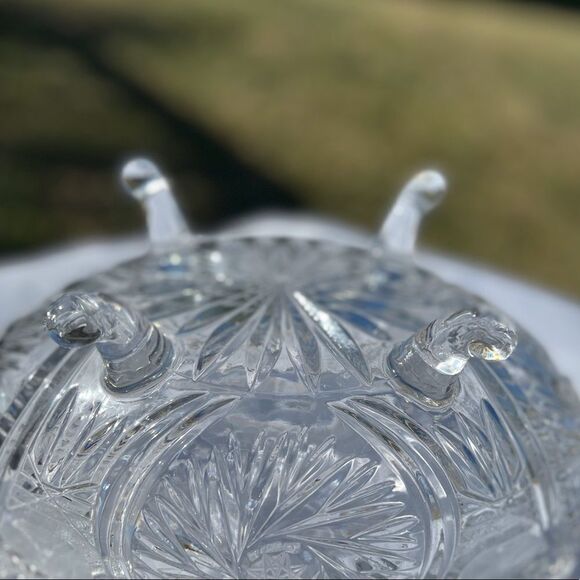 Bohemia Vintage Cut Crystal Scalloped Edge Footed Oval Bowl Vase - Picture 9 of 10